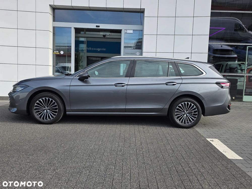 Volkswagen Passat - 5