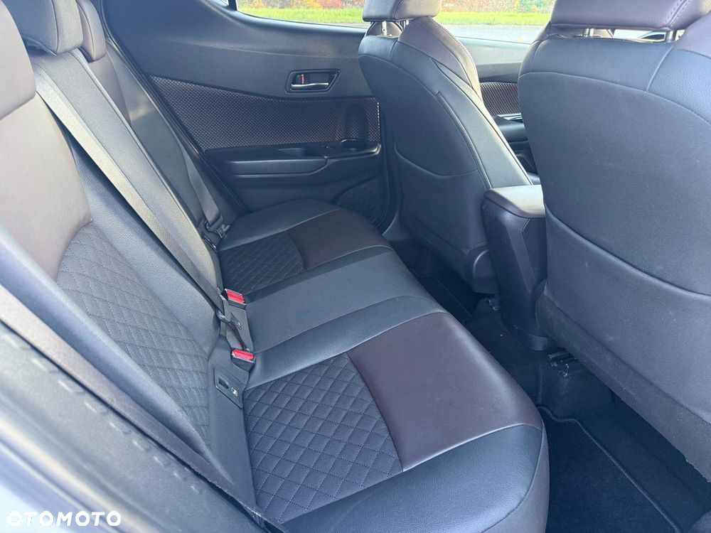 Toyota C-HR 1.2 Turbo Flow - 24
