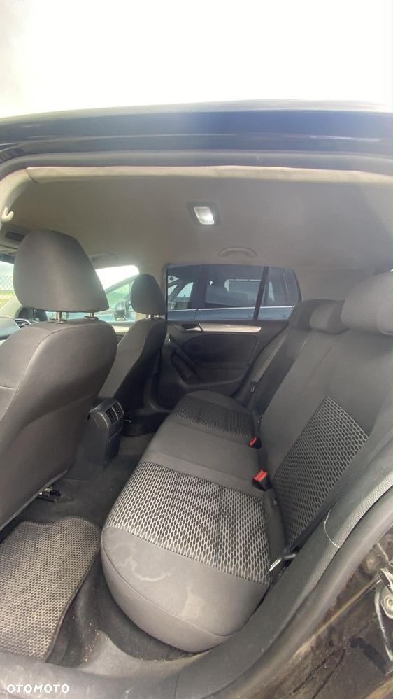 Volkswagen Golf 1.6 TDI Comfortline - 8