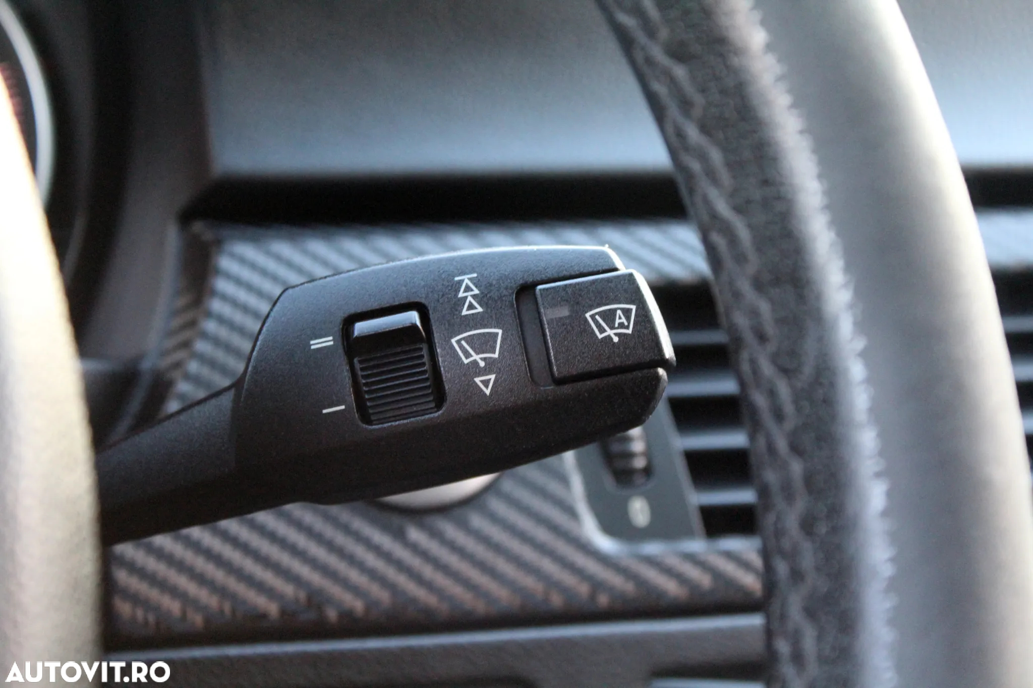BMW Seria 3 320d DPF Touring - 18