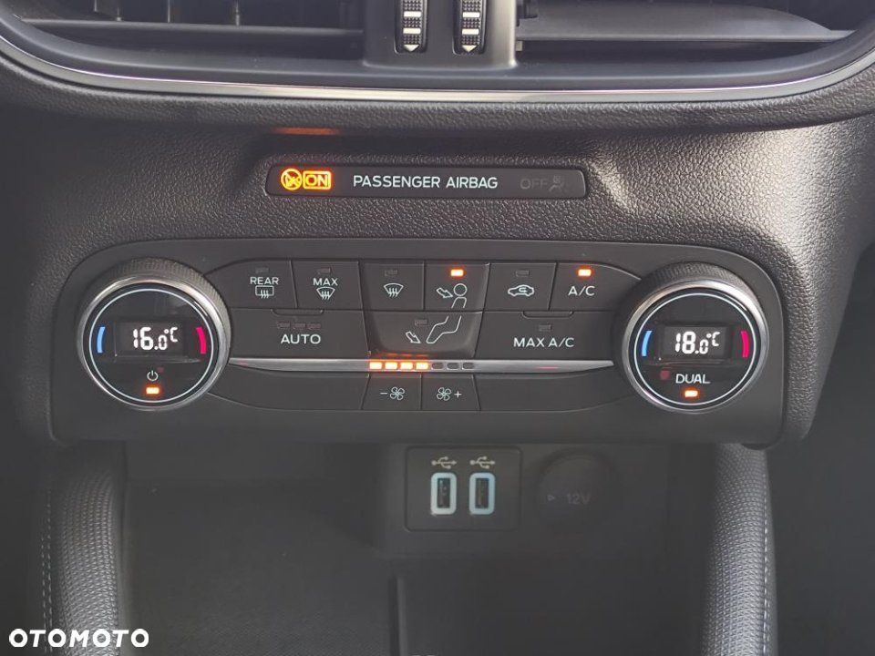 Ford Focus - 18