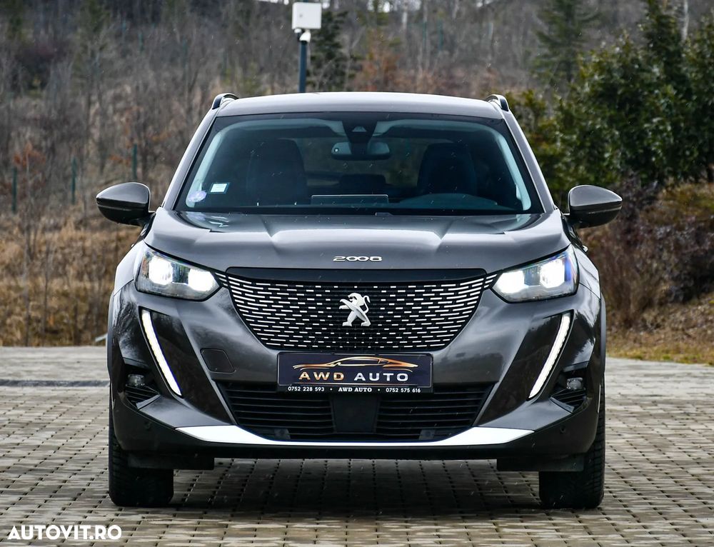 Peugeot 2008 PureTech 130 EAT8 Allure - 17