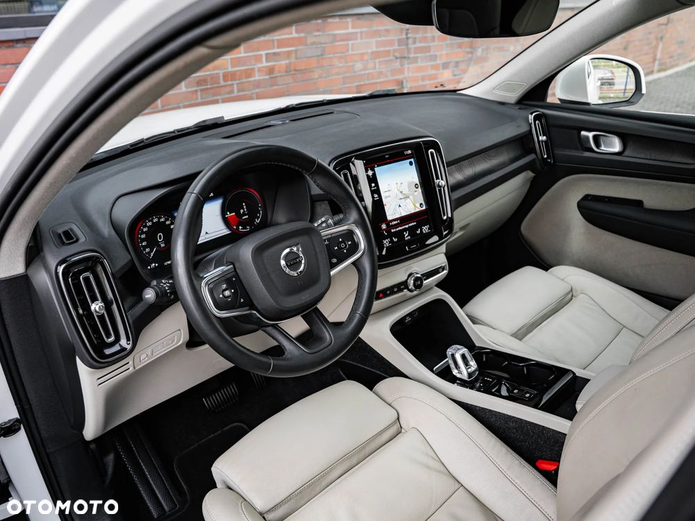 Volvo XC 40 T4 Recharge DKG Inscription Expression - 23