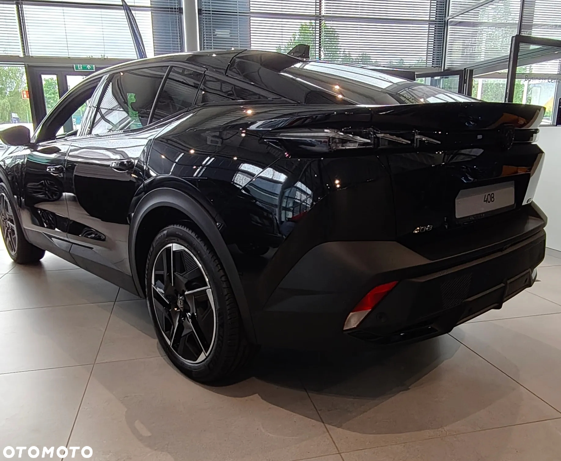 Peugeot 408 1.6 Plug-In Hybrid 225 GT EAT8 - 2