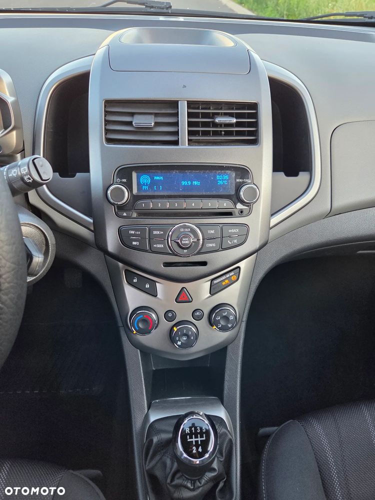 Chevrolet Aveo 1.2 LT - 9