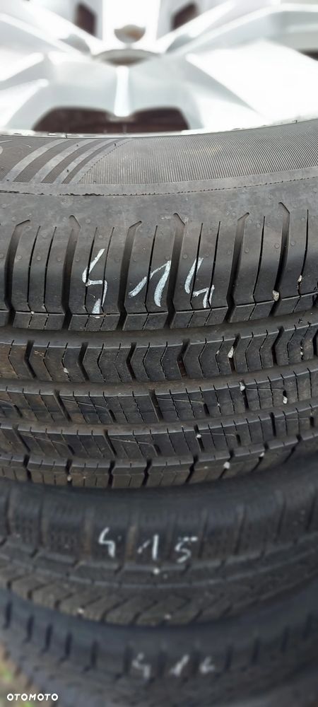 Pojedyncza opona Dunlop Sport All Season 235/55 R18 104 V XL