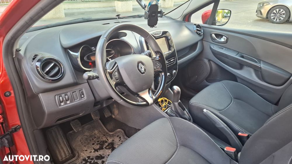 Renault Clio TCe Life - 17