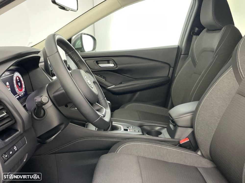 Nissan Qashqai 1.3 DIG-T N-Connecta - 17