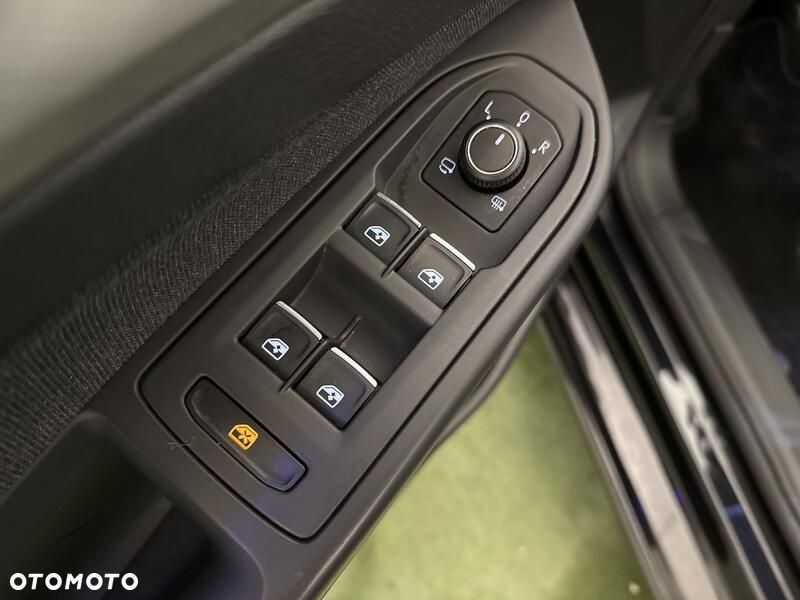 Volkswagen Golf - 12