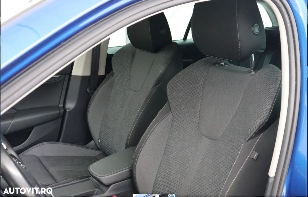 Skoda Octavia Combi 1.4 TSI iV DSG First Edition - 7