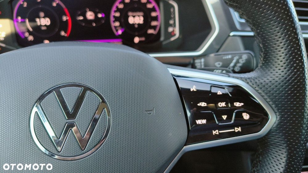 Volkswagen Tiguan - 16