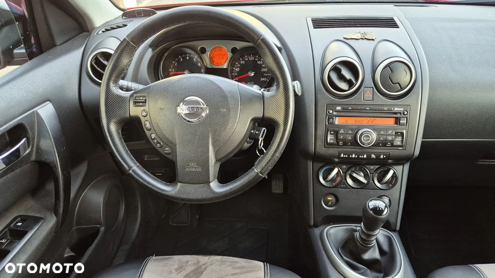 Nissan Qashqai 2.0 4x4 Tekna - 10
