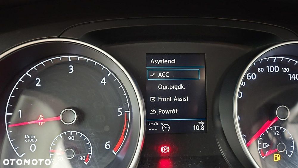 Volkswagen Golf - 21