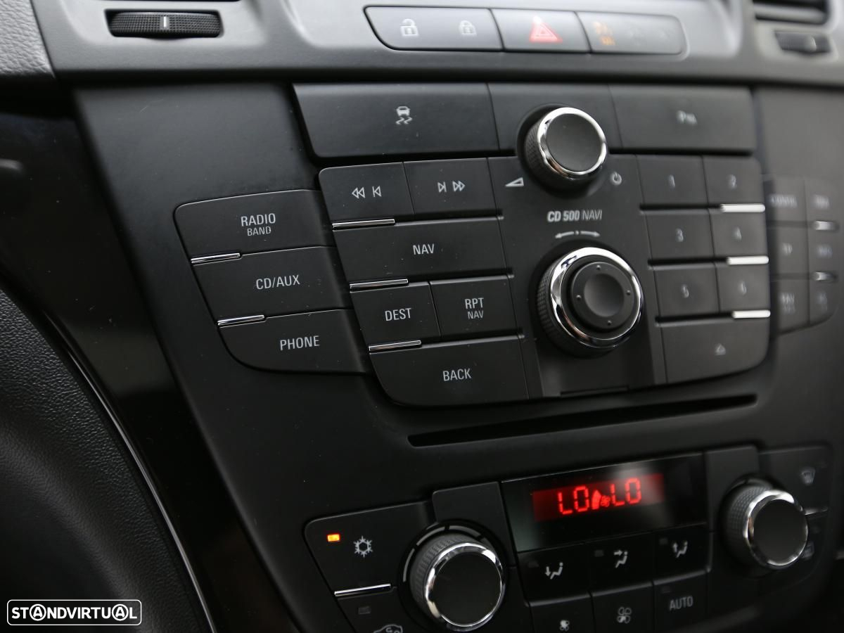 Opel Insignia - 23