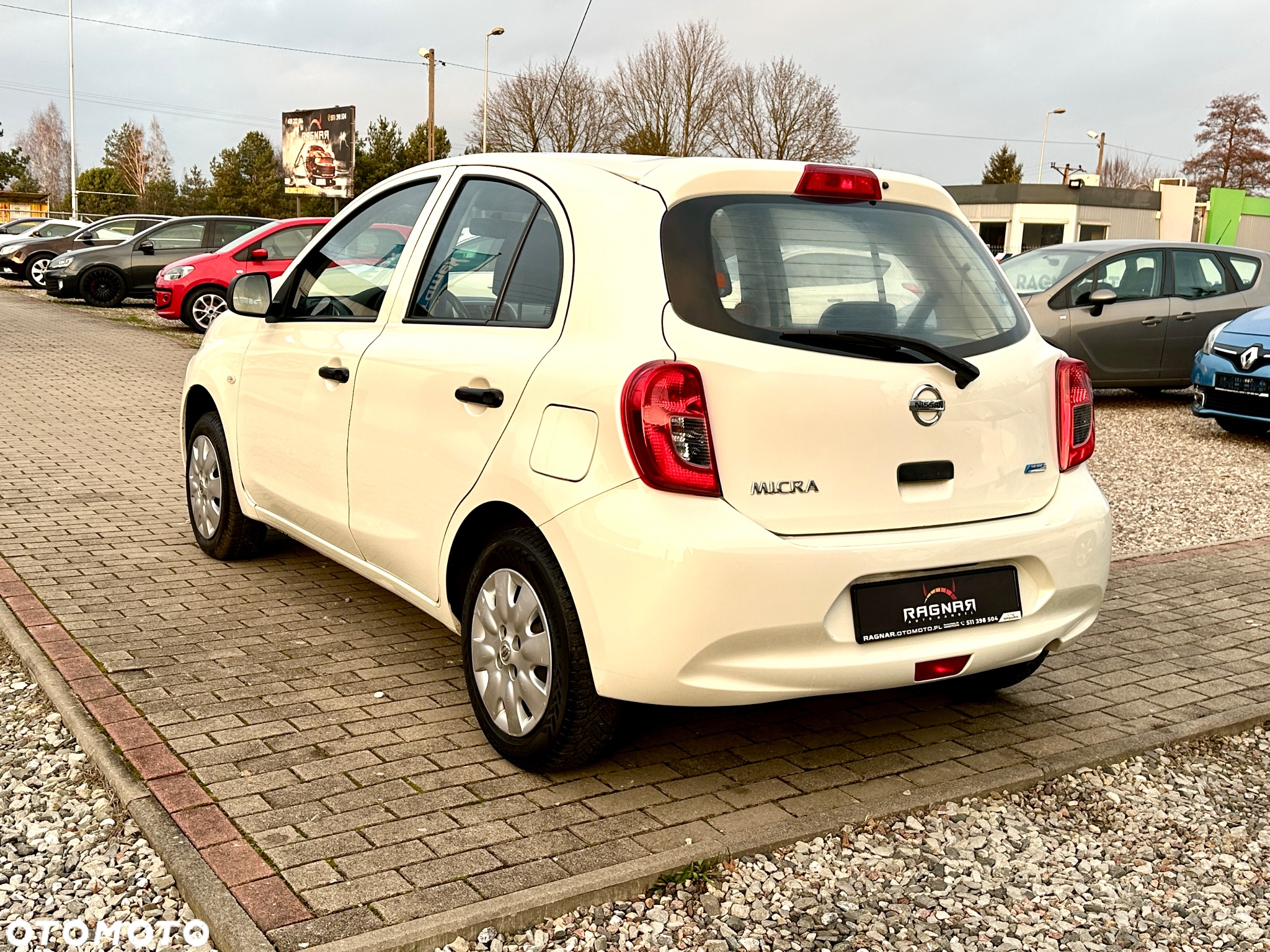 Nissan Micra - 13