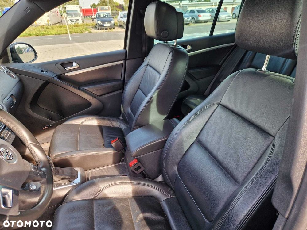 Volkswagen Tiguan - 12