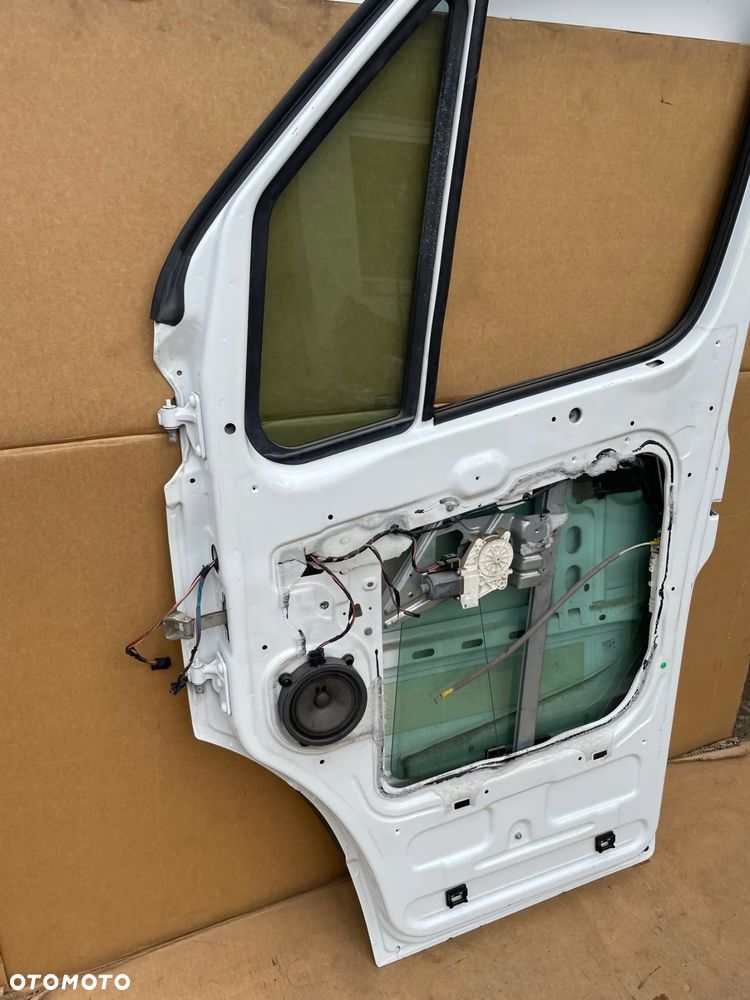 MERCEDES SPRINTER W906 906 DRZWI PRZEDNIE PRAWE BIAŁE ORYGINALLNE - 4