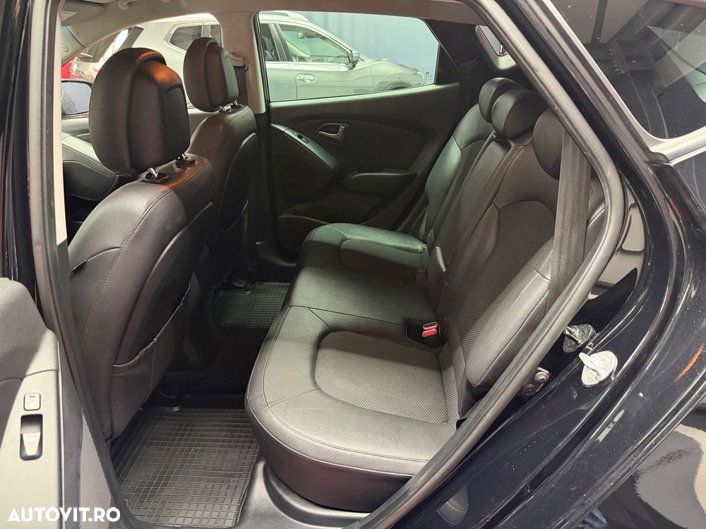 Hyundai ix35 2.0 CRDI 4WD Automatik Trend - 13