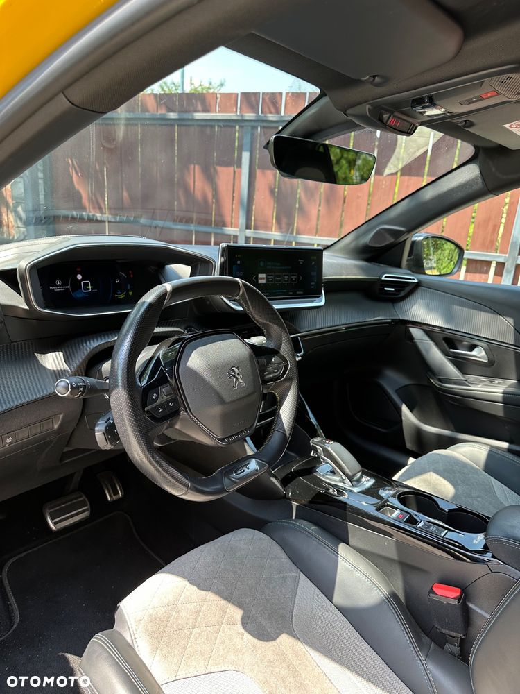 Peugeot 208 GT Line - 9
