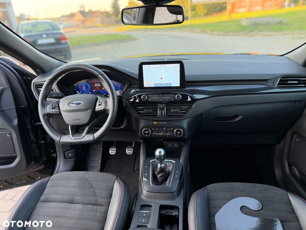 Ford Kuga 1.5 EcoBoost FWD ST-Line ASS GPF - 39
