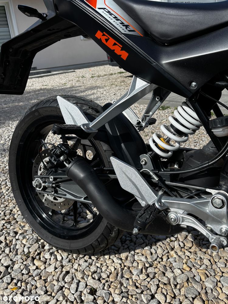 KTM Duke 125 - 8