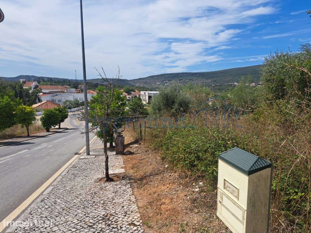Excelente lote de terreno para construção no centro de Alvaiázere - Grande imagem: 5/13