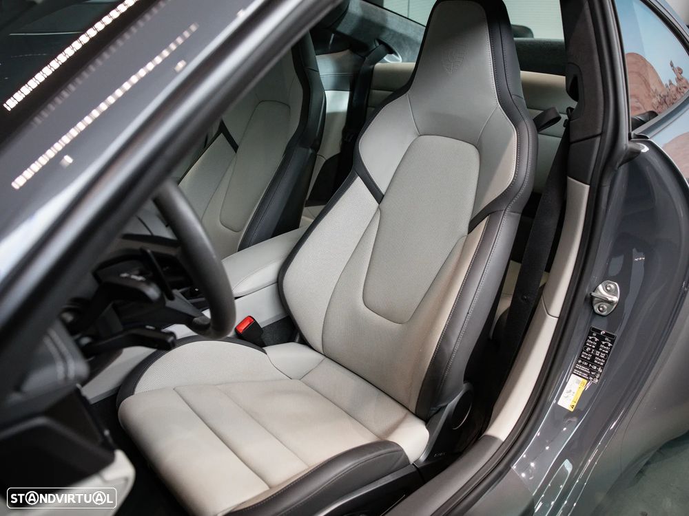 Porsche 911 (992) Carrera S - 20