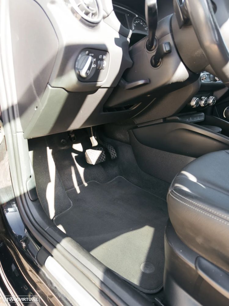 Audi A1 Sportback 1.6 TDI Advance Business Line S-Tronic - 17