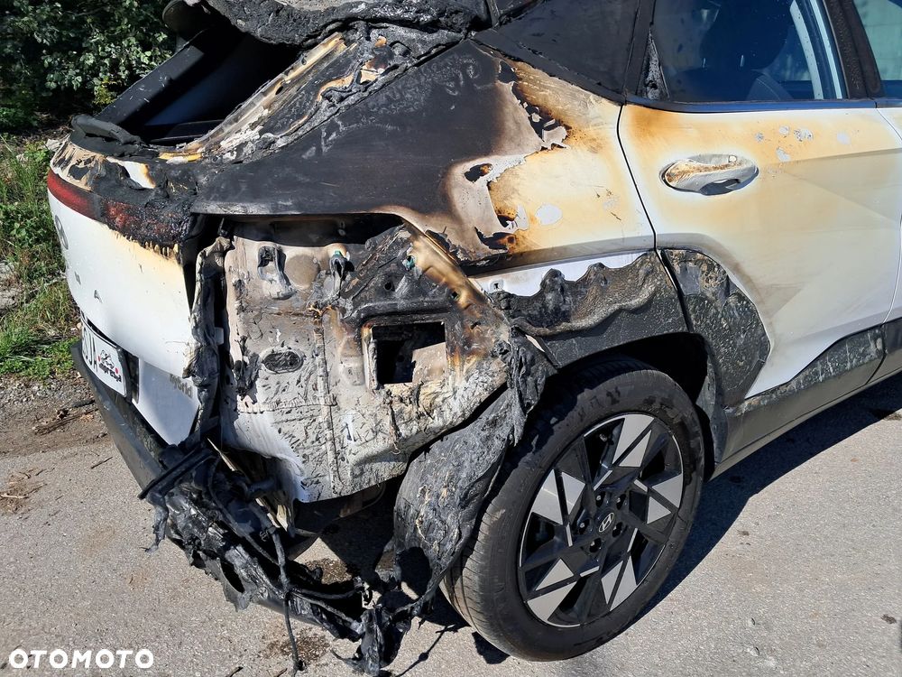 Hyundai Kona - 16