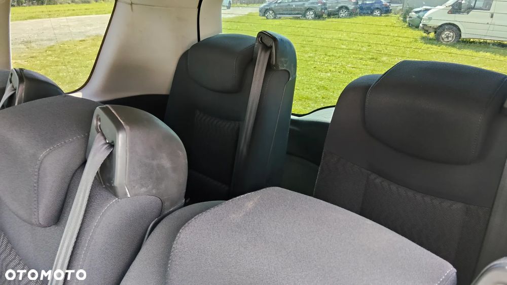 Renault Espace 2.0 Expression - 9