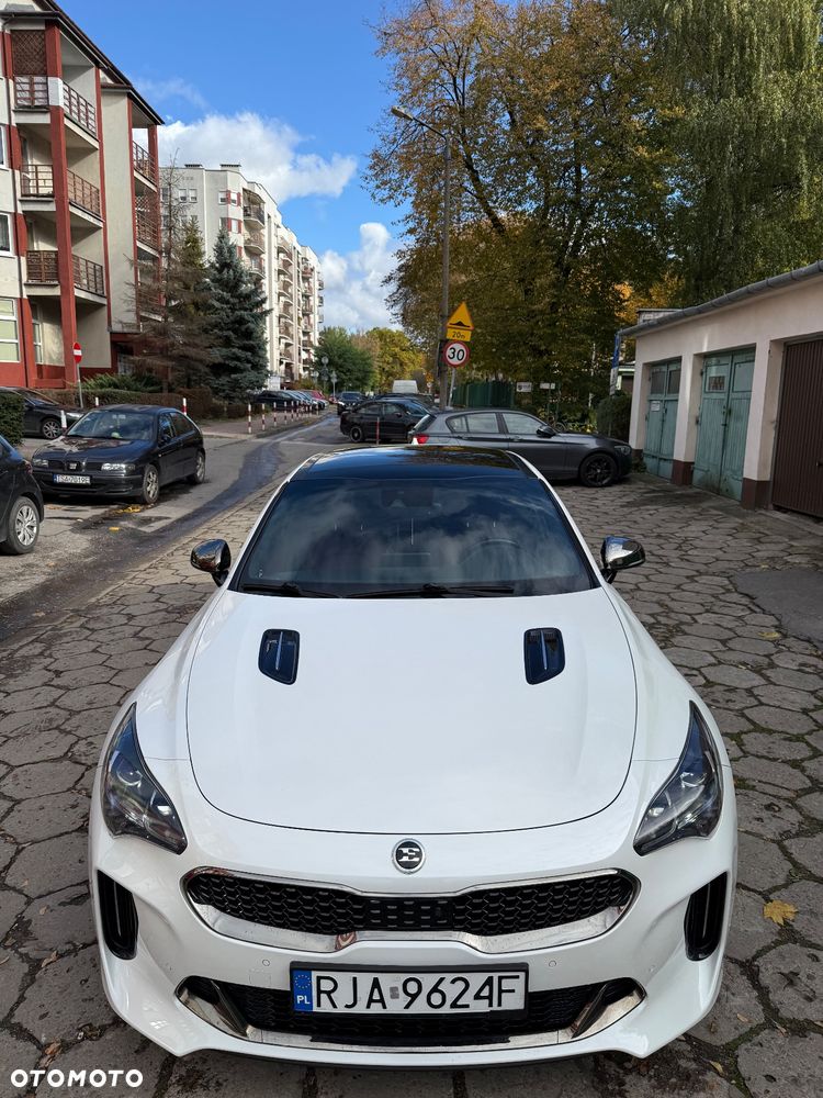 Kia Stinger 3.3 T-GDI V6 GT AWD - 2