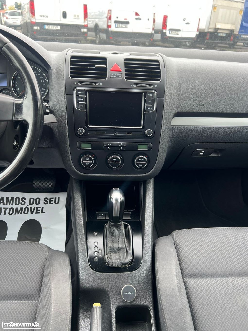 VW Golf 2.0 TDi Sport DSG - 30