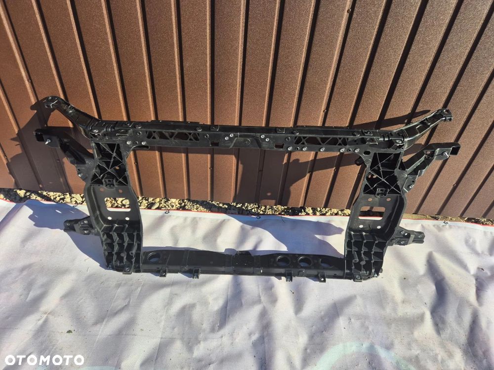 Pas przód Wzmocnienie Hyundai Tucson IV po 2020r. 64101-N7500 - 2