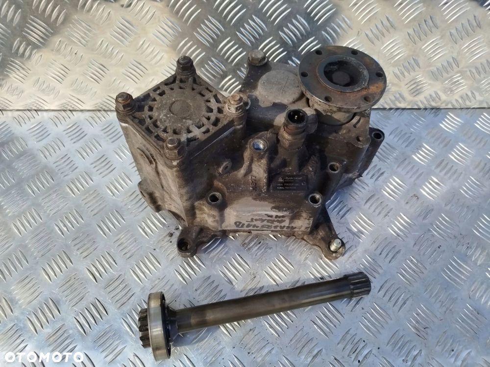 PRZYSTAWKA ODBIORU MOCY DAF XF 106 - 3