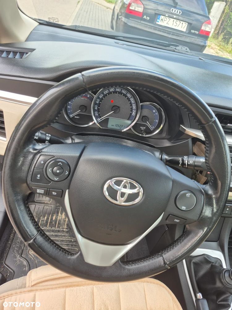 Toyota Corolla - 6