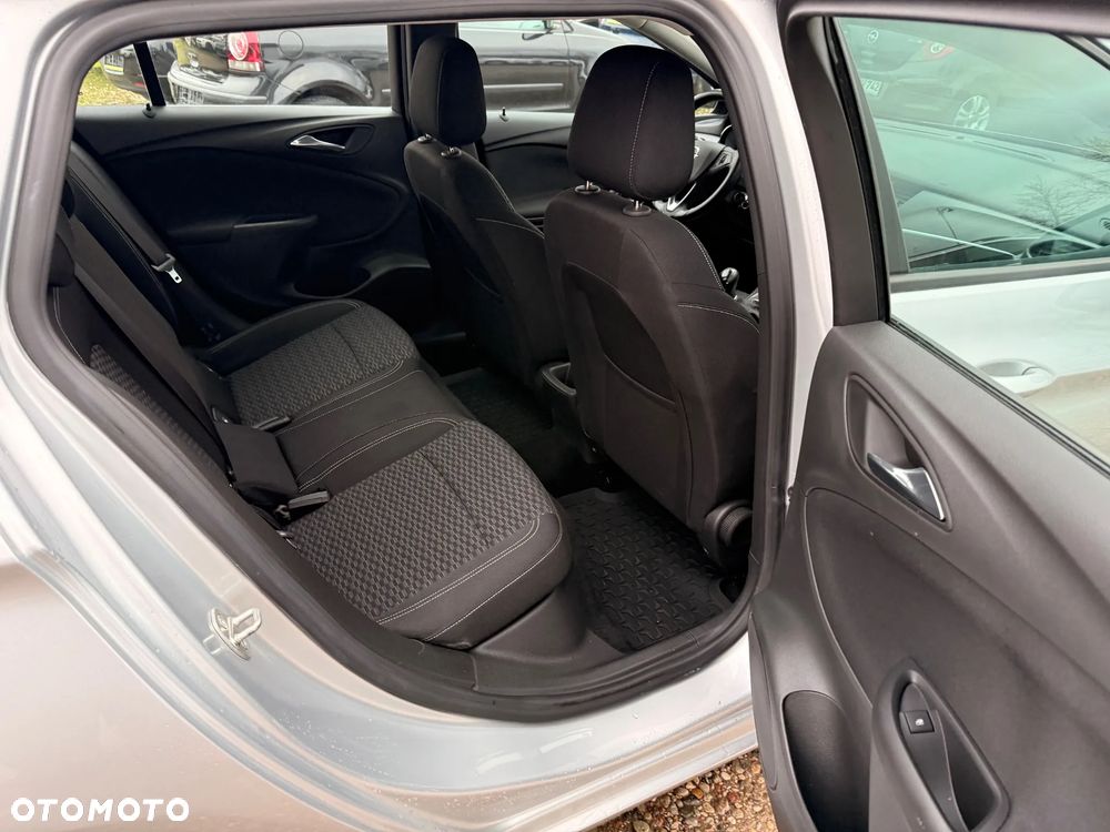Opel Astra 1.6 CDTI Enjoy - 24
