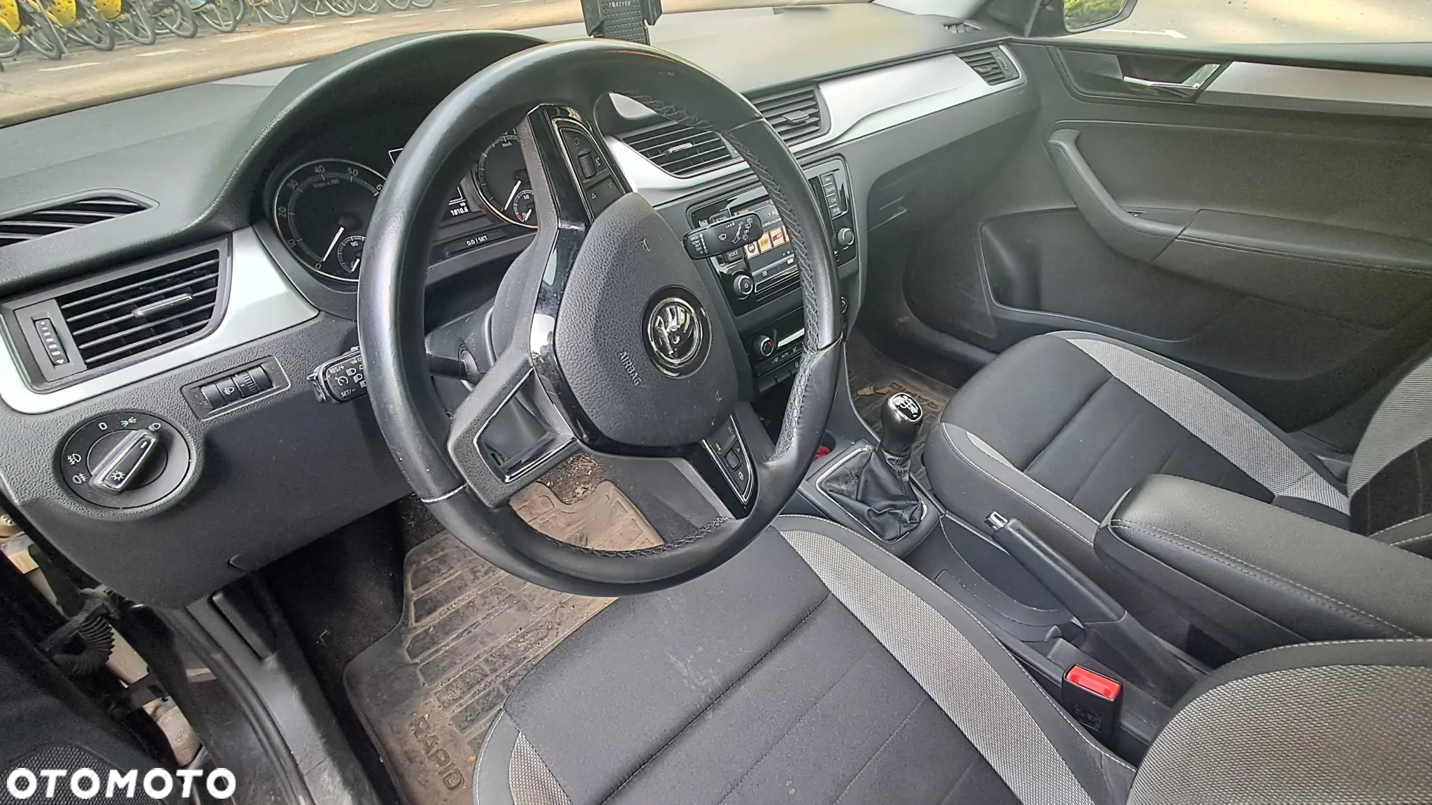 Skoda RAPID 1.0 TSI Ambition - 8