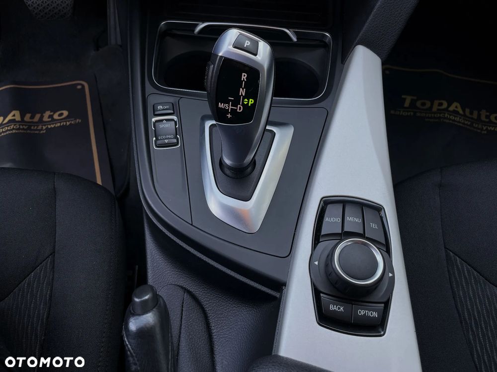 BMW Seria 3 320d - 31