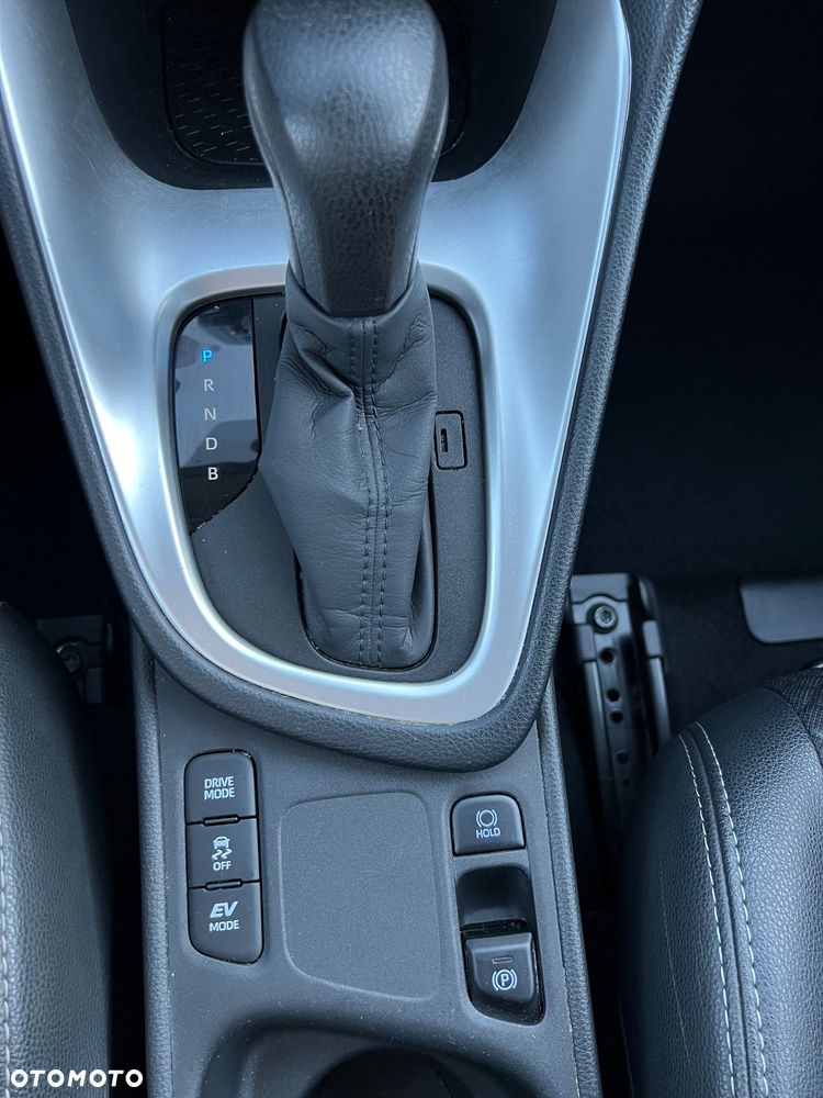Toyota Yaris - 23