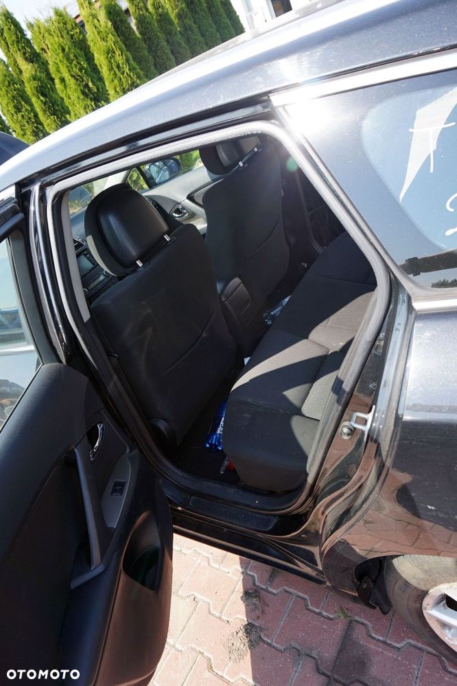 TOYOTA AVENSIS III T27 PH1 KOMBI 2009 209 2.0 D4D 1AD-FTV 126KM EA65 CZARNY na części - 16