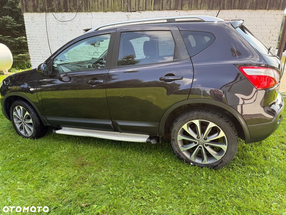 Nissan Qashqai 2.0 dCi 4x4 Tekna Premium - 6