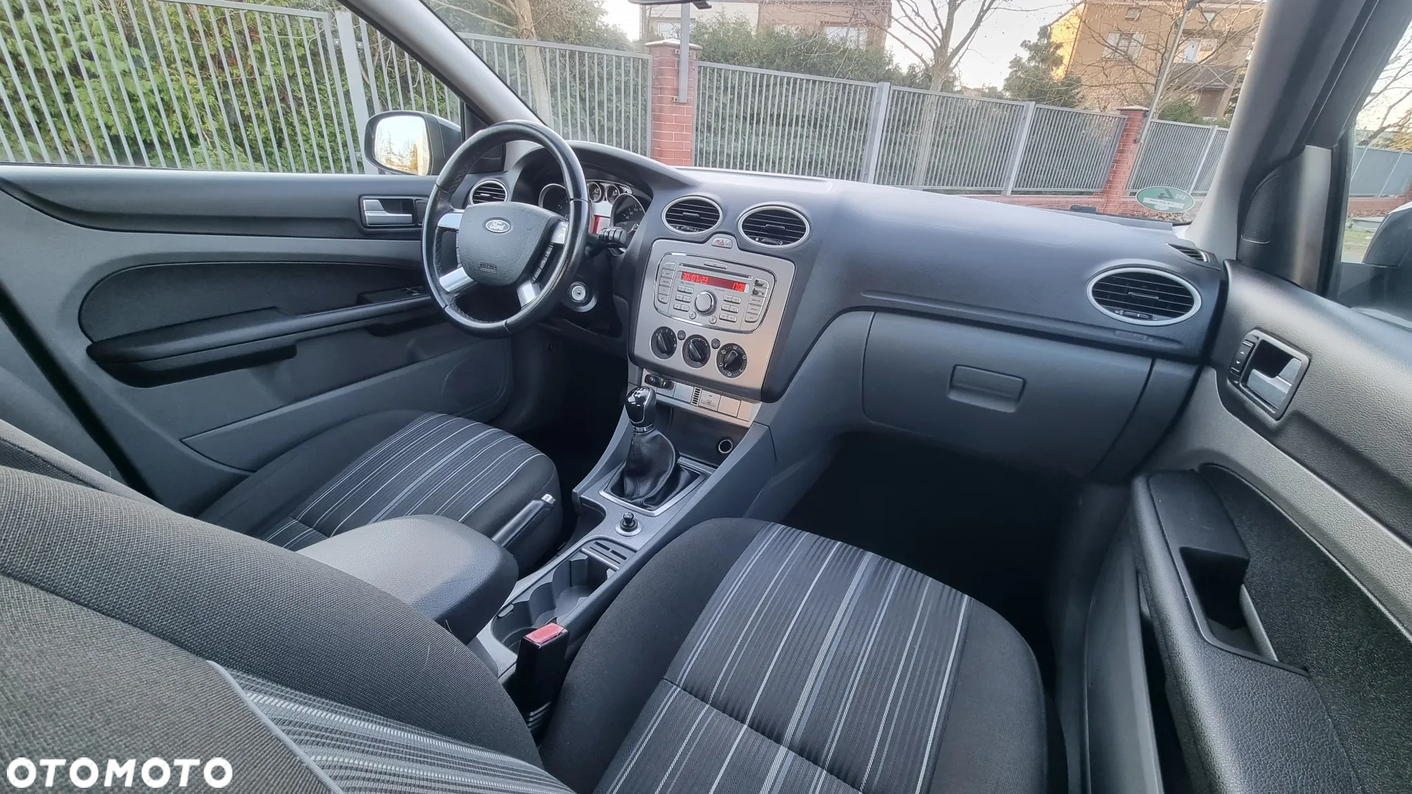 Ford Focus 1.6 Gold X - 15
