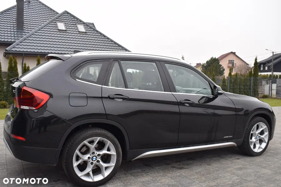 BMW X1 xDrive18d xLine - 17