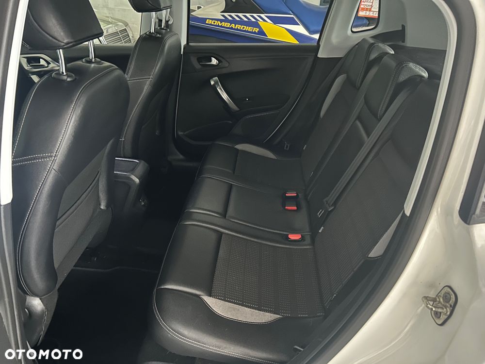 Peugeot 2008 PureTech 82 Access - 18