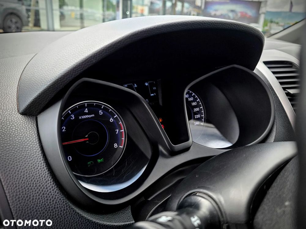 Hyundai ix20 1.4 BlueDrive Classic + - 8