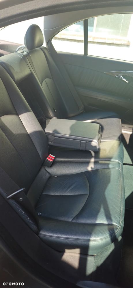 Mercedes-Benz Klasa E - 11