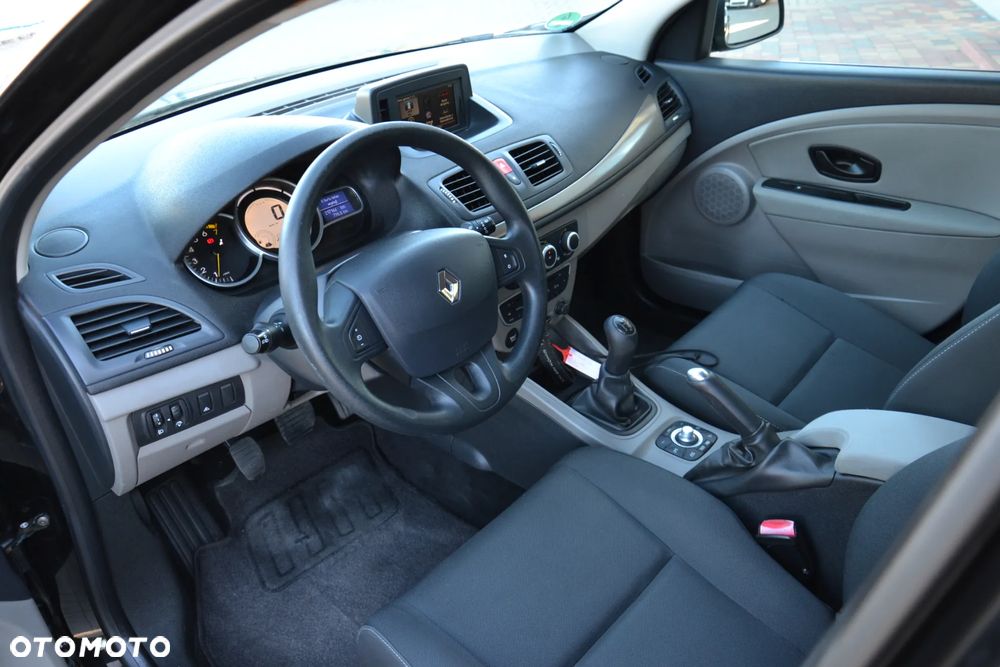 Renault Megane 1.6 16V Color Edition - 18