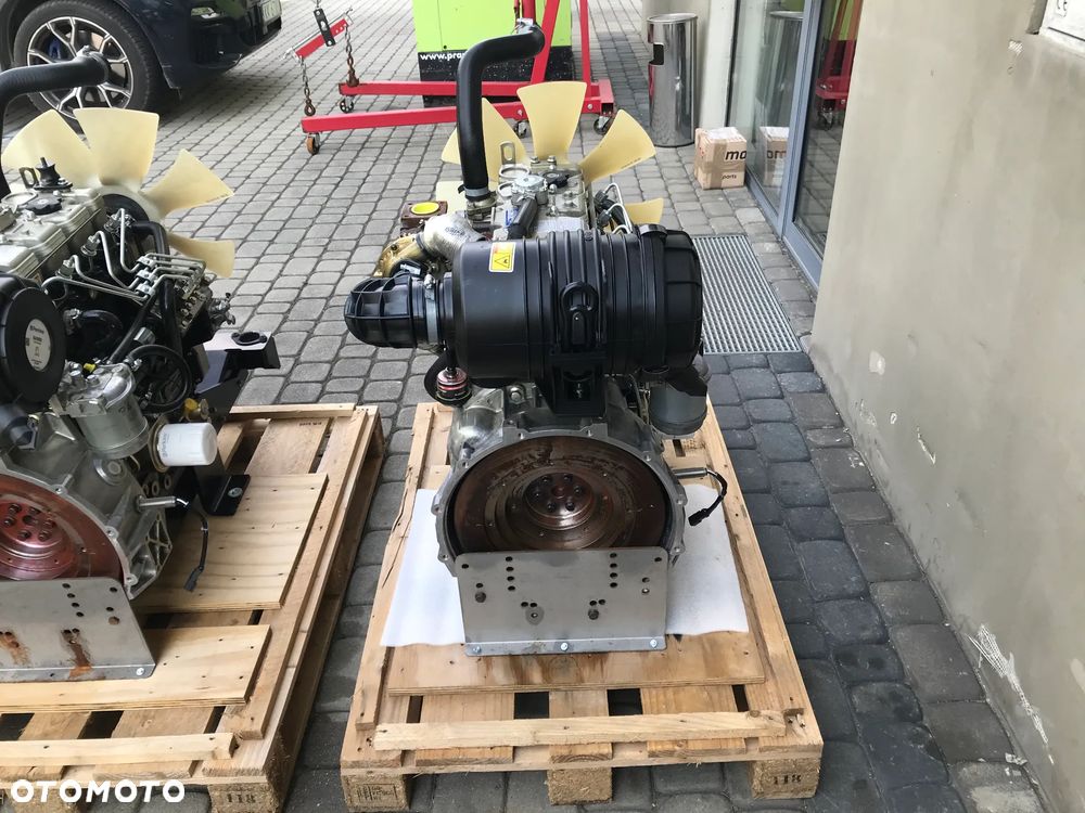 SILNIK Perkins 404D-22T 404D 22T 33.3kW 18900netto - 6