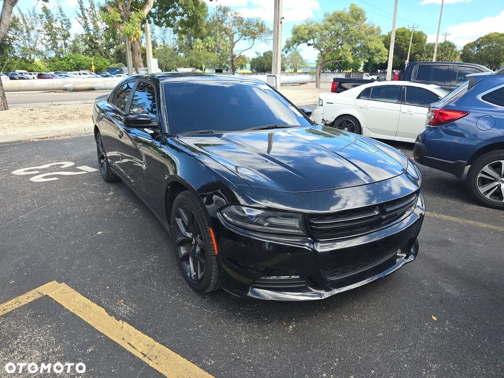 Dodge Charger - 3