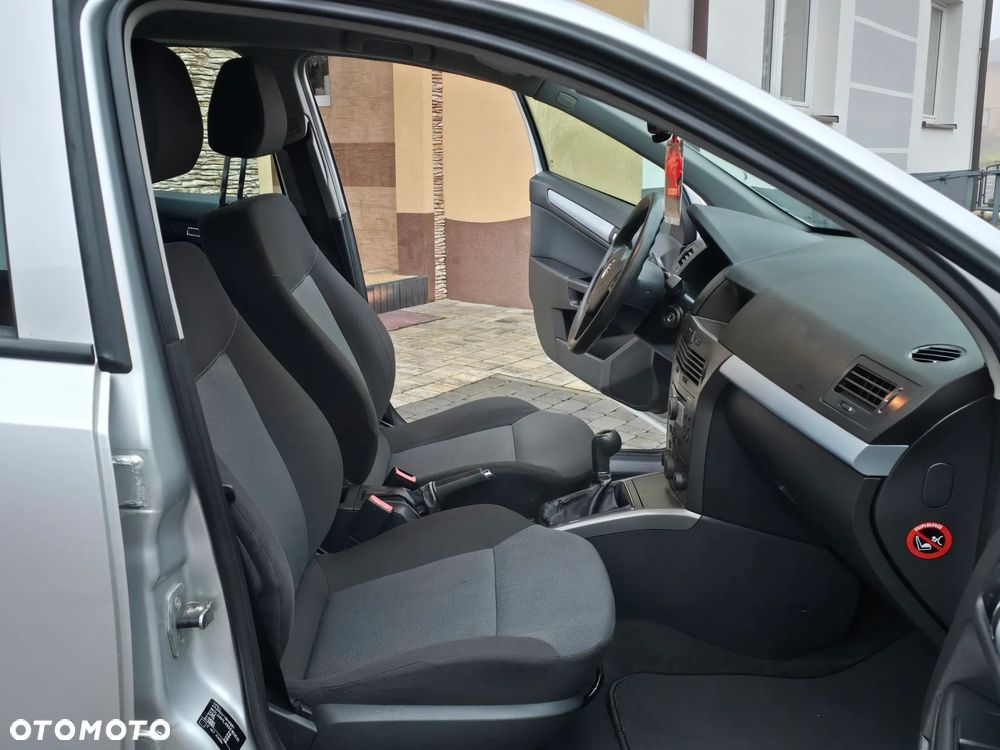 Opel Astra 1.4 Comfort / Cool - 23